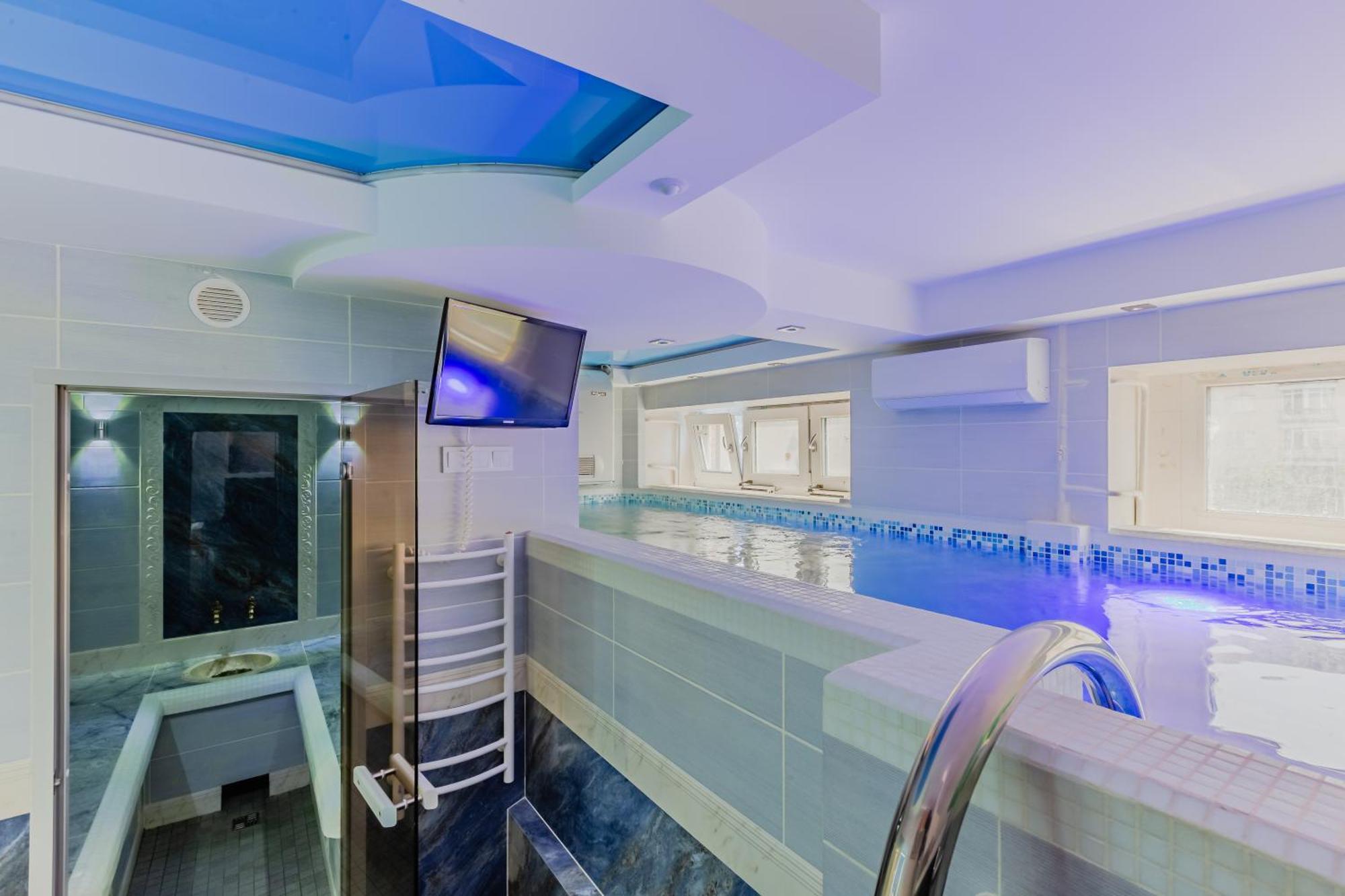 Luxury Apartment With Pool And Hammam Kiev Buitenkant foto