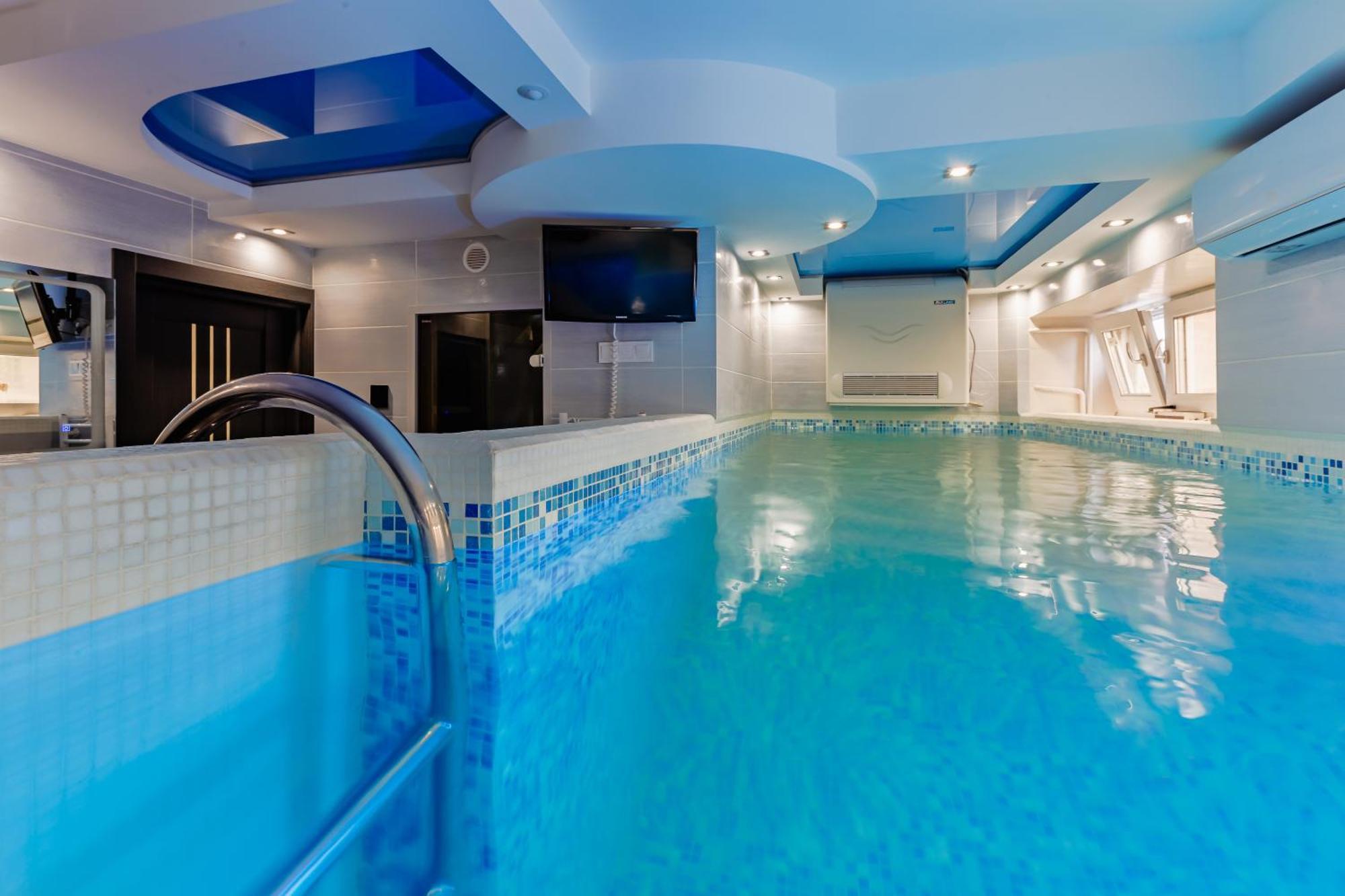 Luxury Apartment With Pool And Hammam Kiev Buitenkant foto